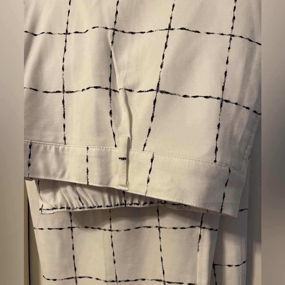 Black and white Jersey pants
